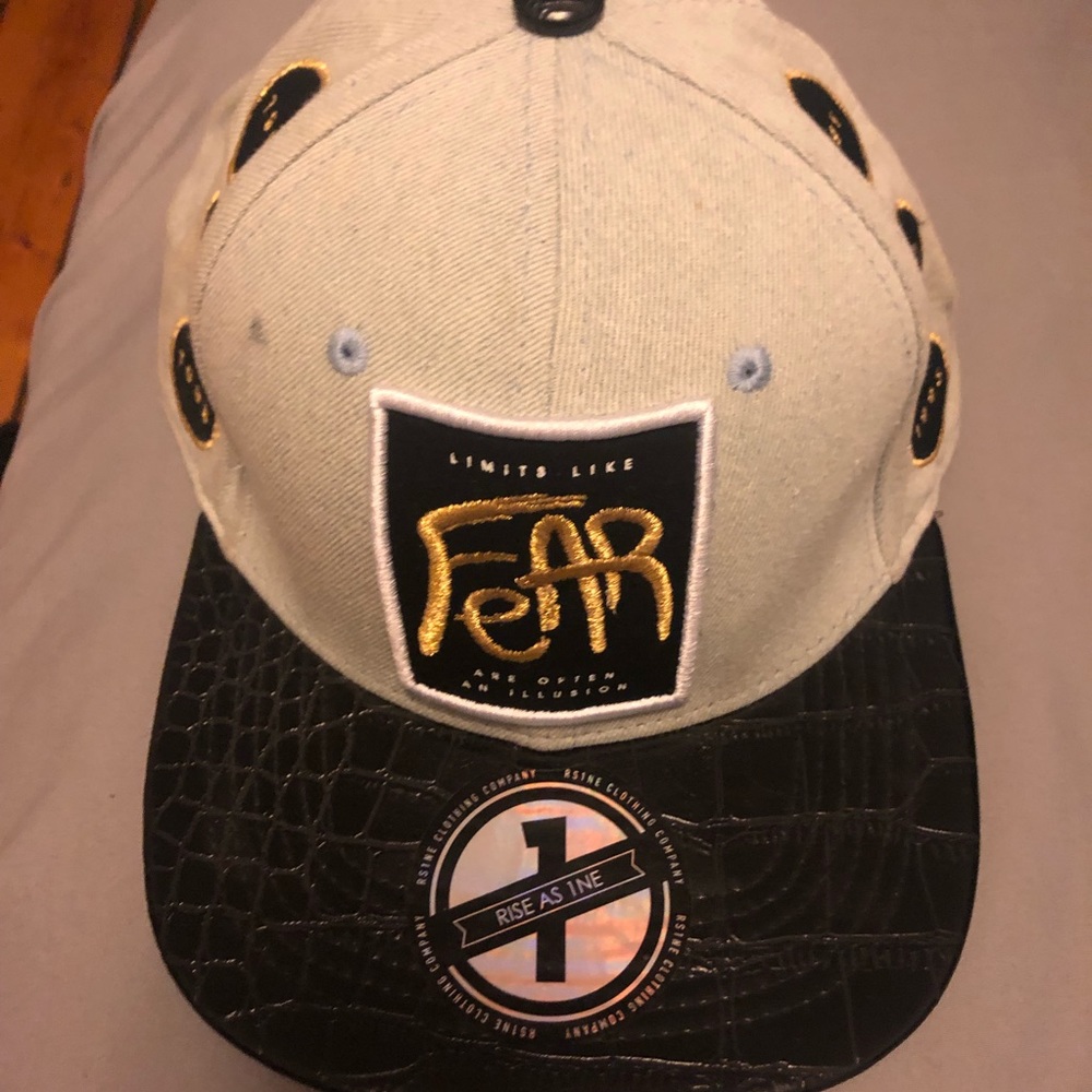 RS1NE Cap Hat